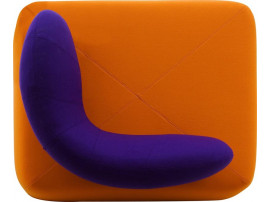 Chat Lounge Chair. 