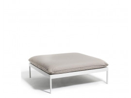 Bönan Lounge Ottoman. 