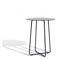 Table scandinave modèle Resö. 60 cm. Verre