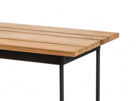 Banc scandinave modèle Grinda. 