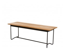 Banc scandinave modèle Grinda. 