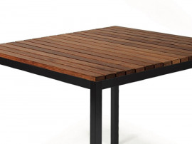 Table de repas scandinave modèle Häringe.  4 pers. 