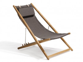 Chaise longue scandinave modèle H55. 