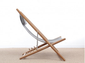 Chaise longue scandinave modèle H55. 