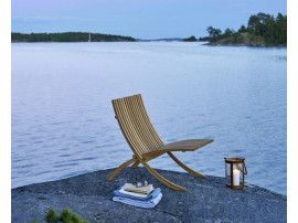 Fauteuil scandinave modèle Nozib. 