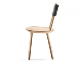 Chaise scandinave modèle Naïve bois naturel