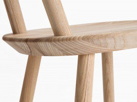 Naïve chair wood