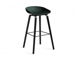 Tabouret de bar scandinave About A Stool AAS 32. 65 cm ou 74 cm