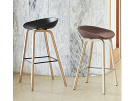 About A Stoll AAS 33 Bar Stool  65 cm or 74 cm upholstered