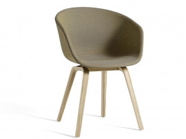 Fauteuil scandinave About A Chair AAC 23 tapissée