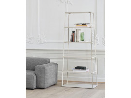 Eiffel shelve 6