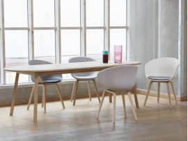 Table de repas scandinave Triangle Leg 250 cm 8/10 pers