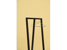 Porte scandinave manteau Loop Stand Hall