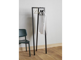 Porte scandinave manteau Loop Stand Hall