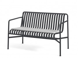 Palissade outdoor dining bench