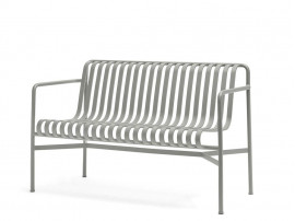 Palissade outdoor dining bench