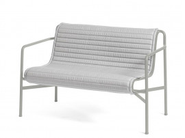 Palissade outdoor dining bench