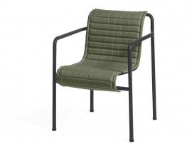 Palissade outdoor dining arm chair