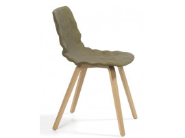 Chaise scandinave modèle Dent Dressed B504D Wood. 