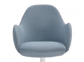 Fauteuil de conférence scandinave modèle Wilmer O57CS pivotant