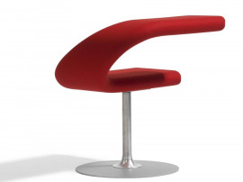 Innovation C swivel chair. 