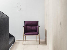 Fauteuil scandinave modèle Embrace E005