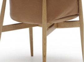 Fauteuil scandinave modèle Embrace E005