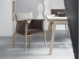 Fauteuil scandinave modèle Embrace E005