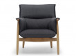 Fauteuil scandinave modèle E015 "Embrace". Edition neuve. 