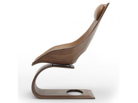 Chaise scandinave modèle TA001P "Dream". Edition neuve.