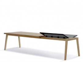 Table de repas scandinave modèle SH900. Edition neuve.