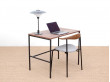 Bureau modèle  Cosmopol small, en noyer et acier. Sur mesure.