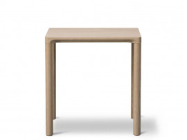 Piloti square coffe table. 4 dimensions, 3 finishes, 2 heights