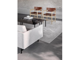 Table basse scandinave modèle Piloti rectangulaire en pierre 120 x 39 cm