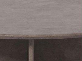 Plateau coffe table in Limestone. Ø: 100 cm