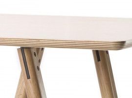 Trestle table