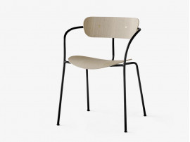 Pavilion Armchair AV2