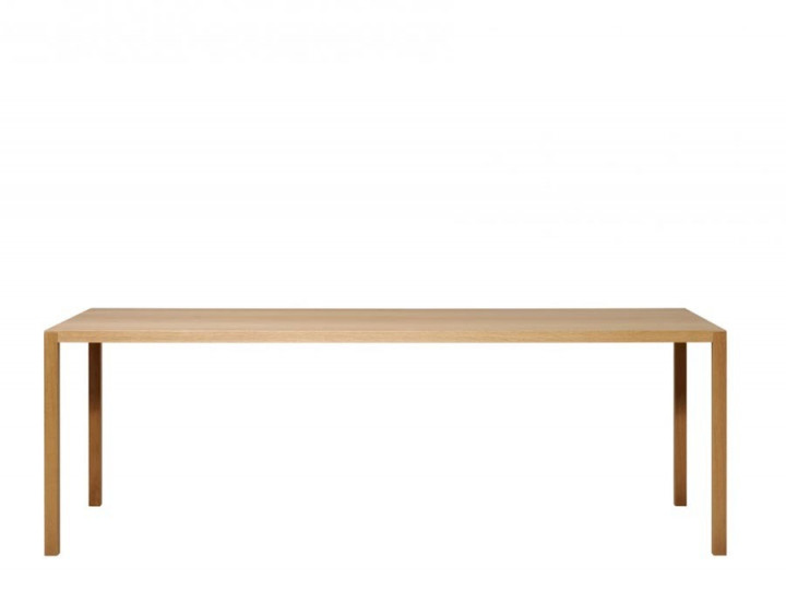 Table de repas scandinave Bespoke . Sur mesure