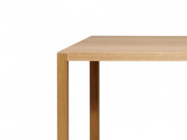 Table de repas scandinave Bespoke . Sur mesure