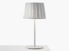 AVS table lamp