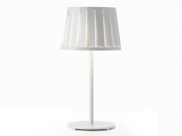 AVS table lamp