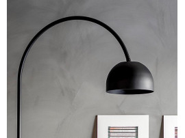 Lampadaire scandinave Bob. 2 coloris