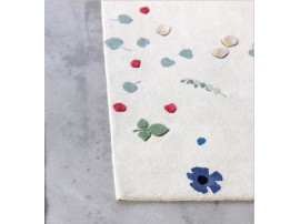 Hand knotted Fleur rug. White 3 sizes
