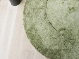 Tapis scandinave rond sur mesure, tufté à la main, modèle Trace