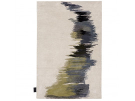 Hand tufted Aurora rug. 3 sizes