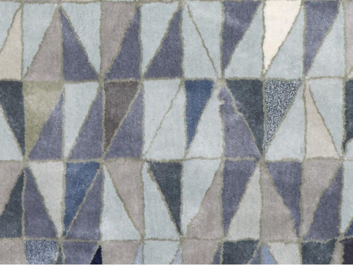 Custom hand tufted Wedge Blue rug. | Galerie Møbler