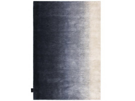 Custom hand tufted Gradient rug. 3 colors