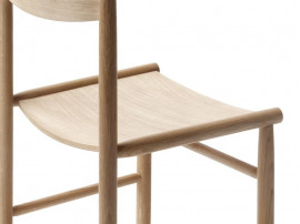 Chaise scandinave Akademia  