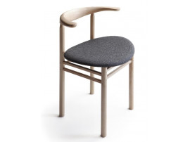 Linea RMT3 chair