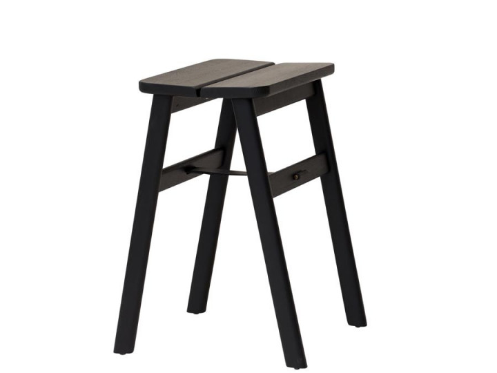 Tabouret scandinave pliant, Angle. Chêne teinté noir